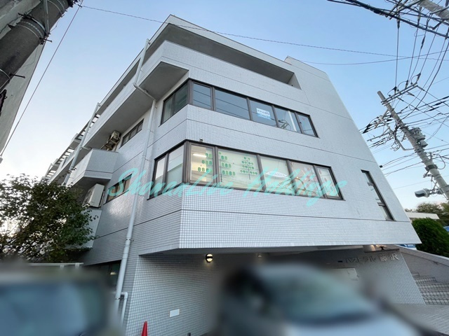 藤沢市藤が岡２丁目の賃貸マンションの外観
