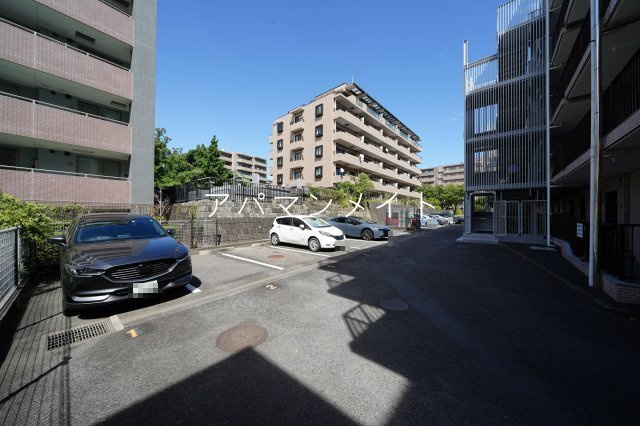 【駐車場】 | メゾンベール壱番館 | カースペースがあります