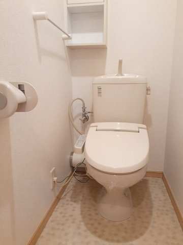 クロムシードのトイレ|コンパクトで使いやすいトイレです