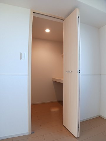 アイワの収納|たっぷりとした収納スペースです