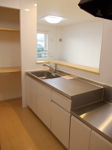 グランソレイユのキッチン|コンパクトなキッチンで掃除もラクラク