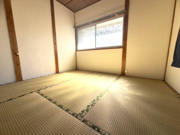 佐紀町吉崎貸家の和室