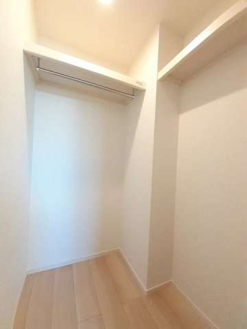 グラン・カーサⅣ　蔵の収納|こまごまとしたものを収納できそうですね