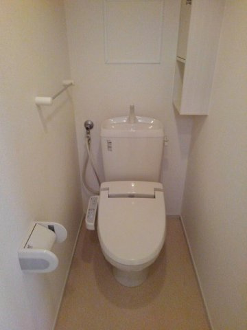 クレシアのトイレ|シンプルで使いやすいトイレです