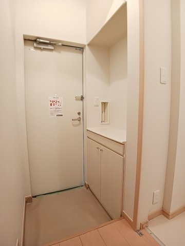 ＲＥＲＡ　Ⅰの玄関|玄関です