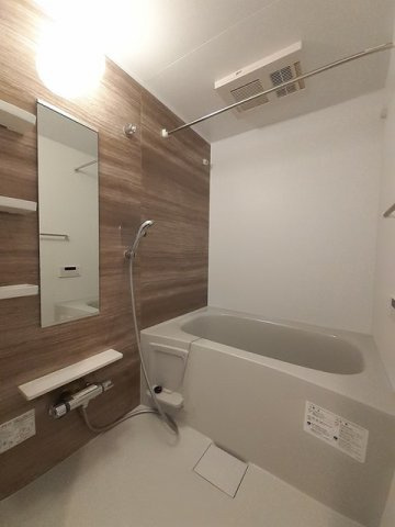 クレイン・もえぎ町の浴室|コンパクトで使いやすいお風呂です