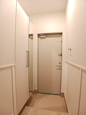 クレイン・もえぎ町の玄関|毎日通る玄関はこちらです