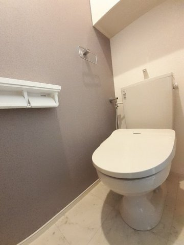 ボヌール　松風のトイレ|落ち着いた色調のトイレです