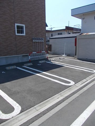 ベル　アンジュの駐車場|駐車場があるので、車を買う予定の方も安心です