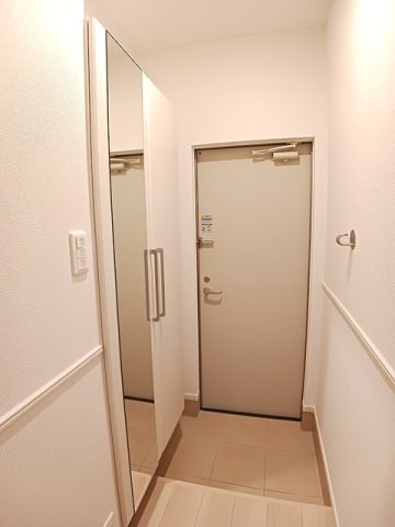 ヴィラＫ　Ⅶの玄関|落ち着いた玄関です