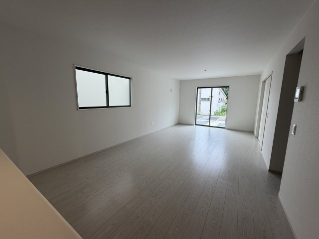 玉手　新築一戸建ての内装
