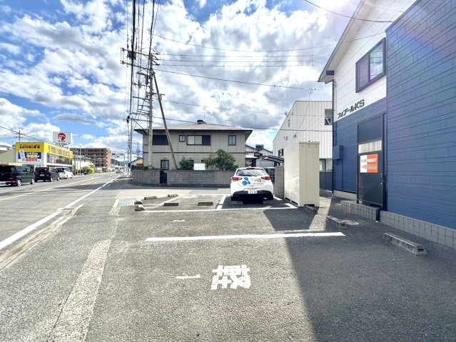 フォブールＫＳの駐車場|駐車場