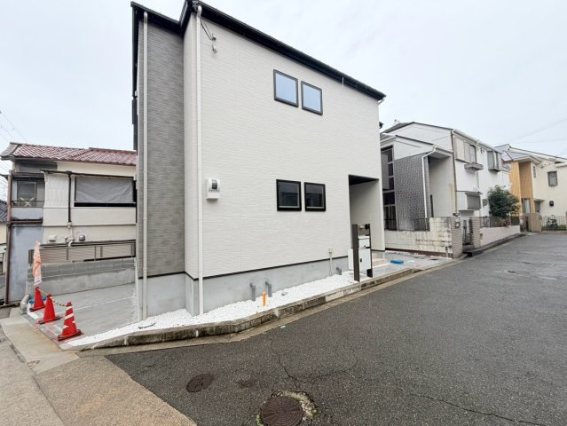 神戸市須磨区関守町三丁目の前面道路含む現地写真|念願のマイホーム購入をお手伝いいたします