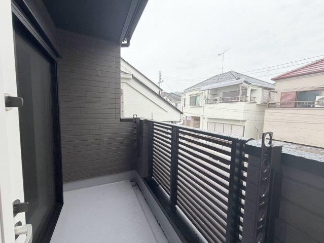神戸市須磨区関守町三丁目のバルコニー|お客様のライフスタイルに合わせて快適にお住まい頂けるお家を提案いたします♪