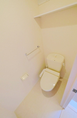【トイレ】 | ロンサール | トイレです