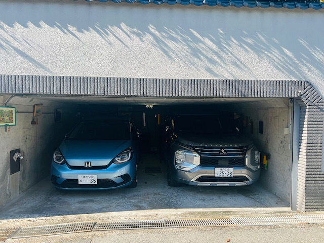 神戸市高倉台5丁目　間取り：7DDKKの駐車場