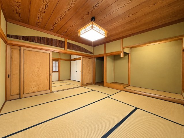 神戸市高倉台5丁目　間取り：7DDKKの和室