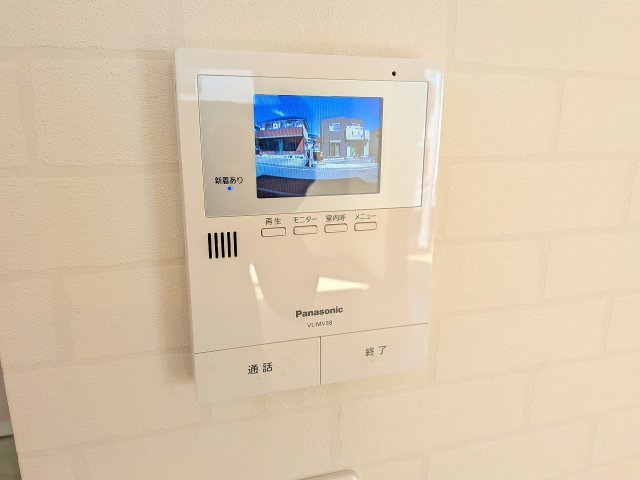八王子市　長房町　中古戸建てのセキュリティ|～TVモニター付インターホン　訪問者の確認に便利です～