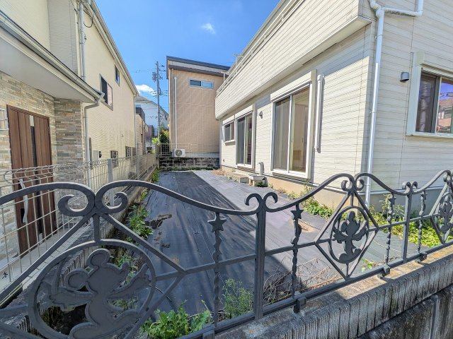 八王子市　長房町　中古戸建ての庭|～ガーデニングなども楽しめる庭付き～