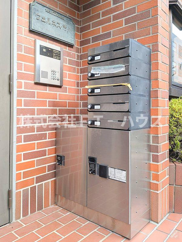ウエルネス市川 のエントランス