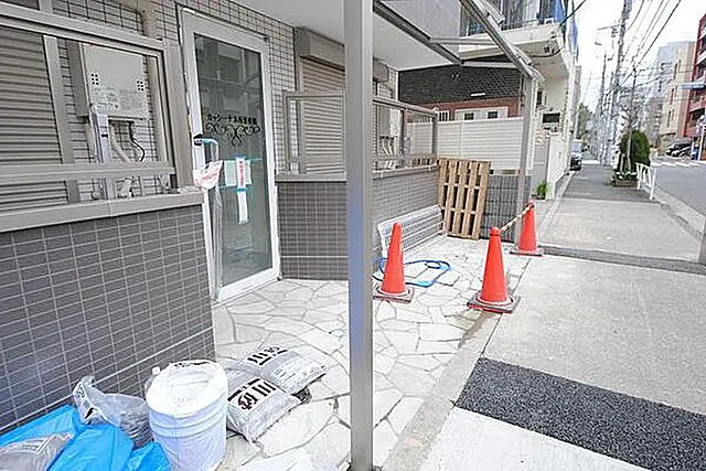 カッシーナ本所吾妻橋のエントランス