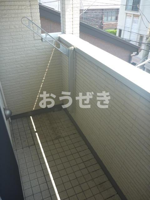 ルミエールマツダのバルコニー