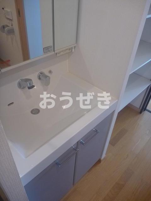 ルミエールマツダの洗面所|同物件別部屋参考写真