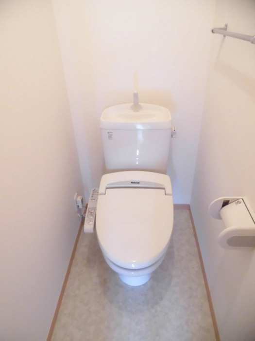 レジデンスTamaya B棟のトイレ|落ち着いたトイレです