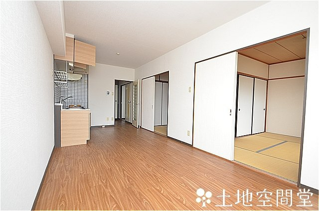 北九州市八幡西区鷹の巣２丁目の賃貸マンションのキッチン