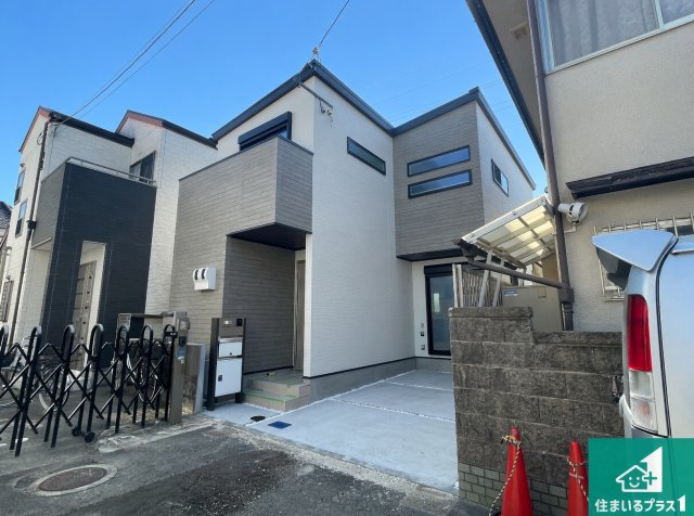 尼崎市富松町　第2期　新築一戸建てのトイレ|シンプルなトイレは落ち着く空間！お手入れも簡単です！