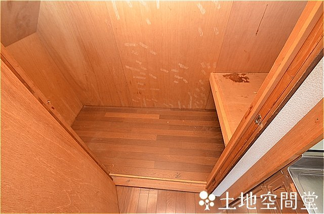 折尾２丁目　タウンハウスの収納