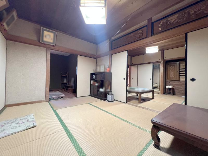 飾東町夕陽ケ丘　中古一戸建ての和室