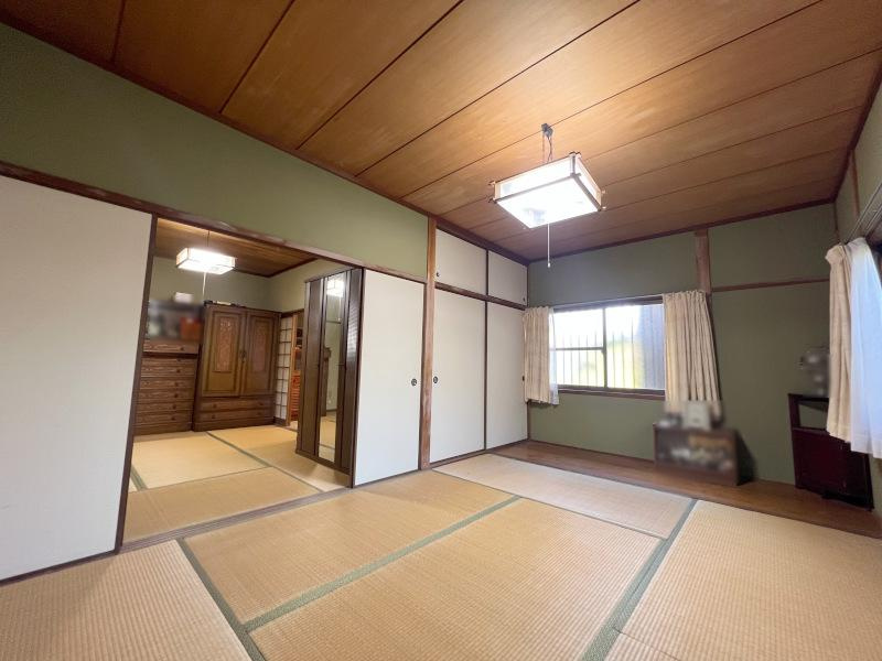 飾東町夕陽ケ丘　中古一戸建ての和室