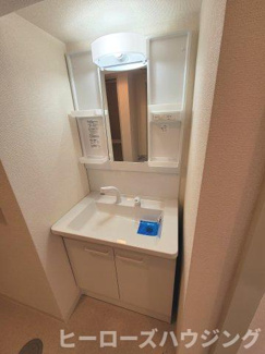 【洗面所】 | クレール豊中曽根 | ※同タイプの写真となり、実際のお部屋とは異なる場合があります