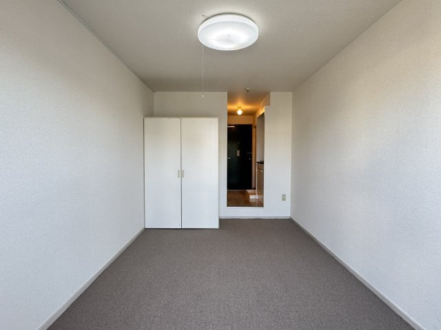 【寝室】 | パレード | 下駄箱付きで玄関すっきり