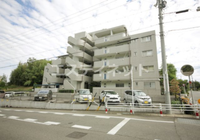 ピボットマンション八幡の外観