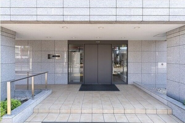 ＫＤＸレジデンス湘南台のエントランス