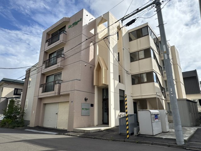 札幌市西区山の手二条８丁目の一棟マンション