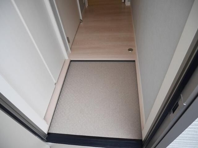 【玄関】