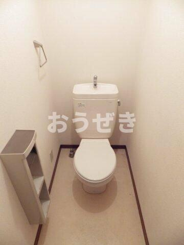 ヴィラ東新宿Ｂのトイレ