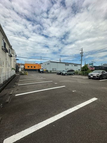 サープラスワンみずほの駐車場