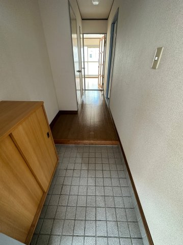 サープラスワンみずほの玄関