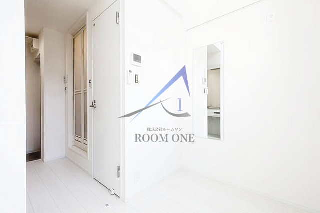 Studio Apartment東池袋の居間・リビング|洋室のお部屋です。