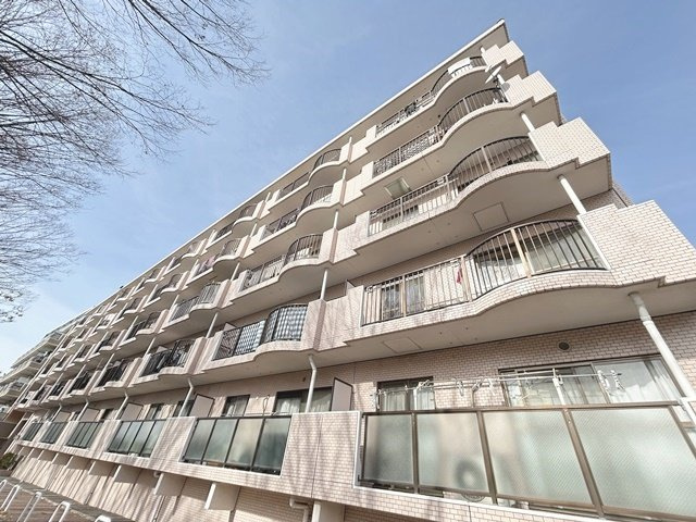 横浜市戸塚区品濃町の賃貸マンションの外観