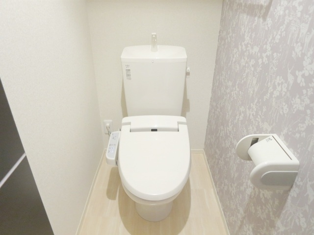 グランドゥールのトイレ|温水洗浄便座完備で快適に使えます♪