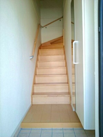 アンソレイエＣの玄関|明るい玄関です