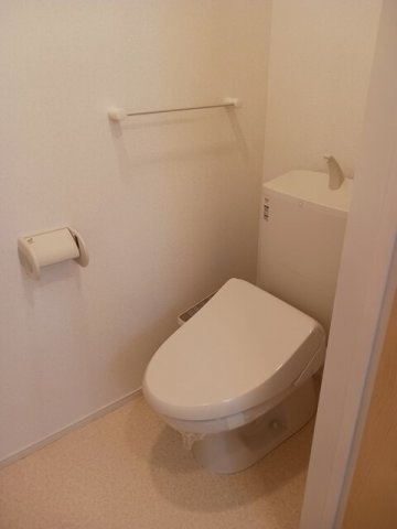 マーヴェラス　Ｅのトイレ|落ち着いたトイレです
