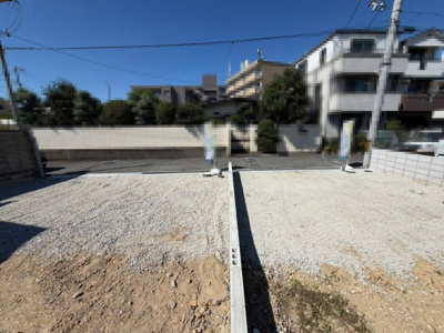 【外観】 | 高師浜１丁目　新築分譲住宅 | 玄関にシューズボックスありますよ！玄関周りもスッキリ片付きますね♪