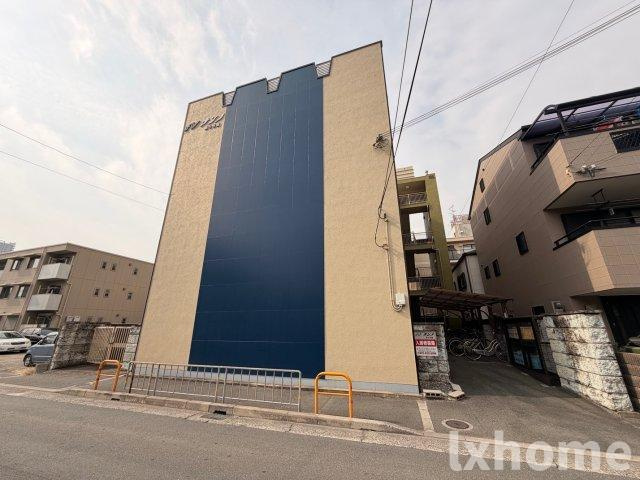 ナンノ第8号館の外観