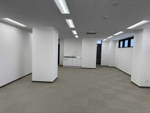 ＦＡＩＴＨ　ＢＵＩＬＤＩＮＧの内装